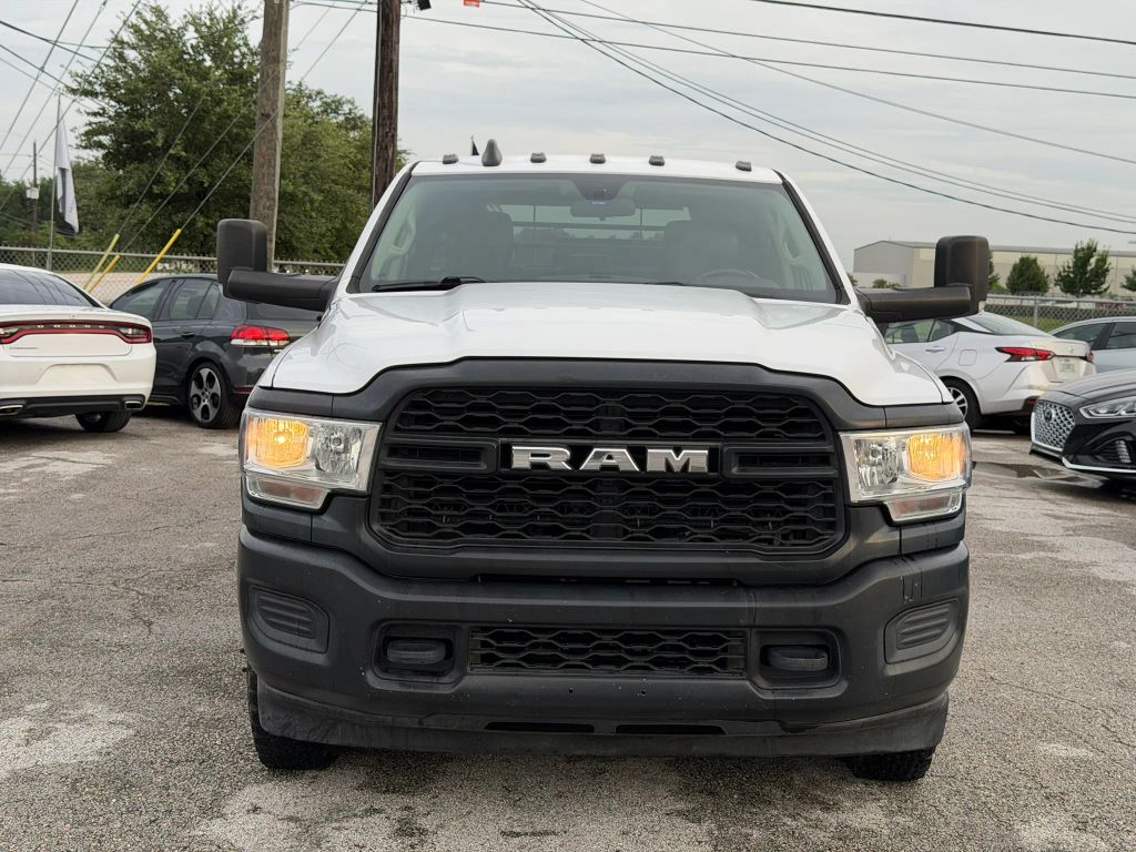ram ram 3500 chassis cab 2019 3C7WRTCLXKG615020 image ram ram 3500 chassis cab 2019 3C7WRTCLXKG615020 image